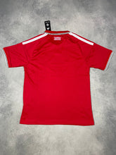 Load image into Gallery viewer, T-shirt