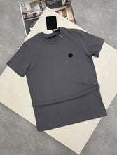 Load image into Gallery viewer, Tshirt