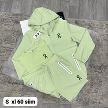 Load image into Gallery viewer, T-shirt