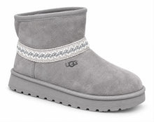 Load image into Gallery viewer, Shoes