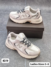 Load image into Gallery viewer, Shoes