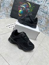 Load image into Gallery viewer, Shoes