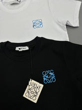 Load image into Gallery viewer, Tshirt