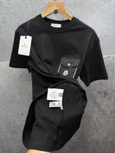 Load image into Gallery viewer, T-shirt