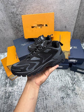 Load image into Gallery viewer, Shoes
