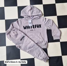 Load image into Gallery viewer, Tracksuit