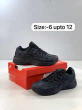 Load image into Gallery viewer, Shoes