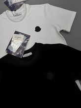 Load image into Gallery viewer, T-shirt