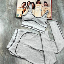 Load image into Gallery viewer, Tracksuit