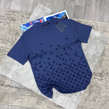 Load image into Gallery viewer, Tshirt