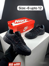 Load image into Gallery viewer, Shoes