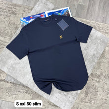 Load image into Gallery viewer, Tshirt