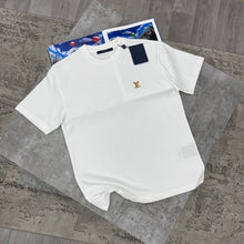 Load image into Gallery viewer, Tshirt