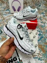 Load image into Gallery viewer, Shoes women