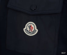 Load image into Gallery viewer, T-shirt