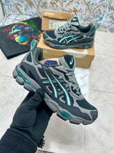 Load image into Gallery viewer, Shoes