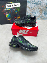 Load image into Gallery viewer, Shoes