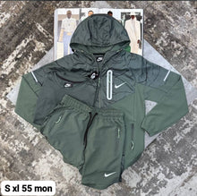 Load image into Gallery viewer, Tshirt