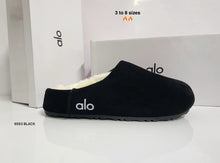 Load image into Gallery viewer, Slipper