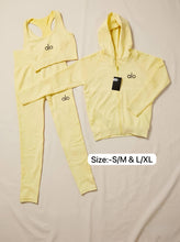 Load image into Gallery viewer, Tracksuit women