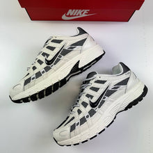 Load image into Gallery viewer, Shoes