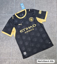 Load image into Gallery viewer, T-shirt