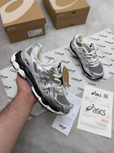Load image into Gallery viewer, Shoes