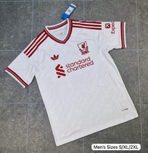 Load image into Gallery viewer, T-shirt