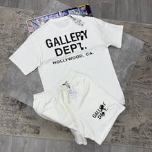 Load image into Gallery viewer, Tshirt
