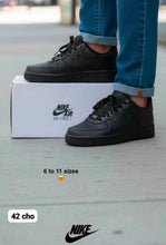 Load image into Gallery viewer, Shoes