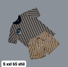 Load image into Gallery viewer, Tshirt