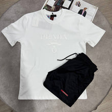 Load image into Gallery viewer, T-shirt