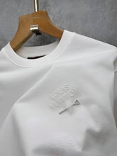 Load image into Gallery viewer, T-shirt