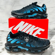 Load image into Gallery viewer, Shoes