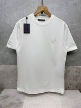 Load image into Gallery viewer, T-shirt