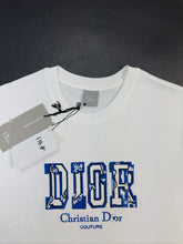 Load image into Gallery viewer, Tshirt
