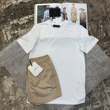Load image into Gallery viewer, Tshirt