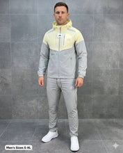 Load image into Gallery viewer, Tracksuit men