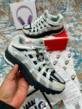 Load image into Gallery viewer, Shoes women