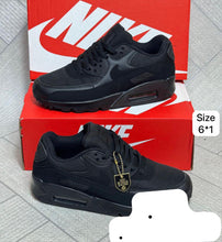 Load image into Gallery viewer, Shoes