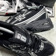 Load image into Gallery viewer, Shoes men