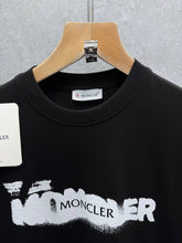 Load image into Gallery viewer, T-shirt