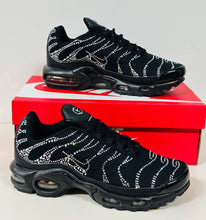 Load image into Gallery viewer, Shoes