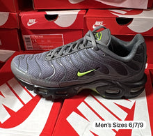 Load image into Gallery viewer, Shoes