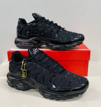 Load image into Gallery viewer, Shoes