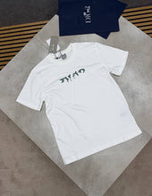 Load image into Gallery viewer, T-shirt