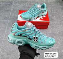 Load image into Gallery viewer, Shoes