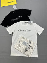 Load image into Gallery viewer, Tshirt
