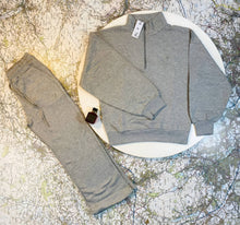 Load image into Gallery viewer, Tracksuit women