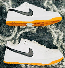 Load image into Gallery viewer, Shoes